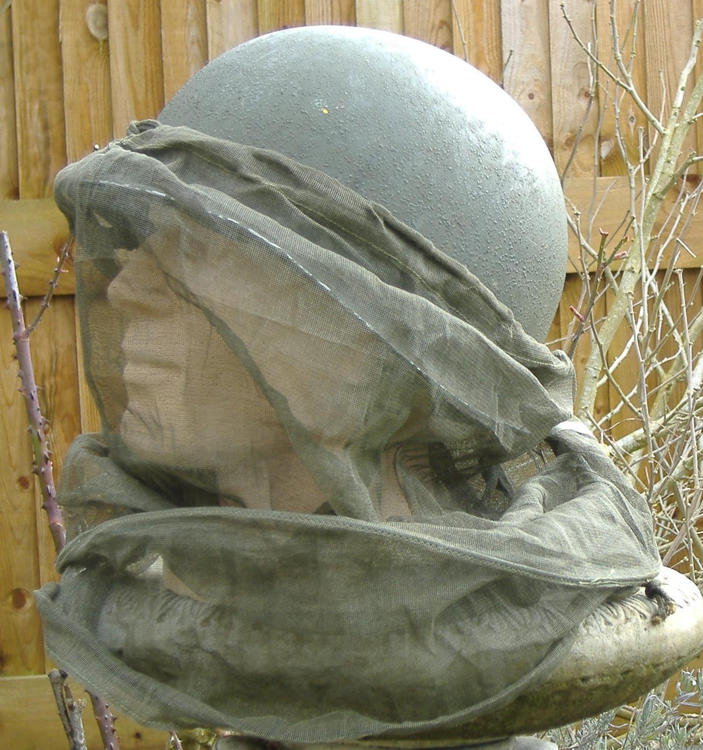 M42 olive drab mosquito helmet net. Vintage genuine US Army