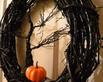 Spooky Halloween Wreath 18In