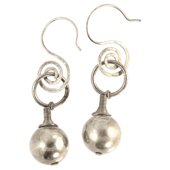 Sterling Silver Swirl Orb Earrings by Yourgreatfinds on Etsy