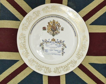 Commemorative Aynsley china wall plate - Royal wedding of Charles & Diana 1981