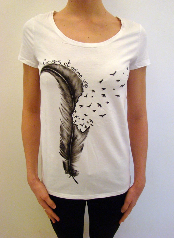 t shirt with feather design