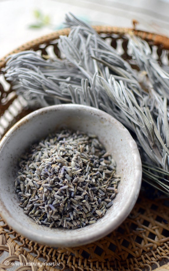 Items similar to Wild Lavender Leaves,Dried lavender, Handpicked from
