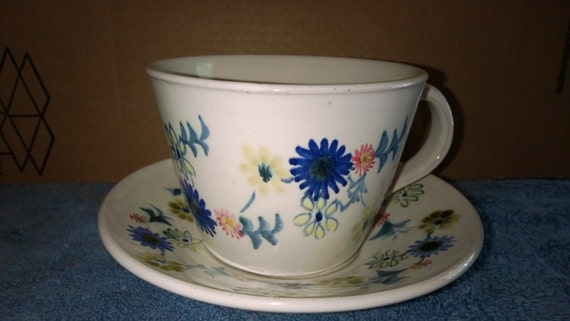 Rye Large vintage saucer and Cup cup Vintage and Pottery  large Saucer