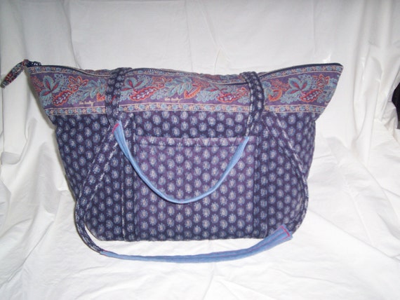 Vera Bradley Retired Classic Navy Pattern