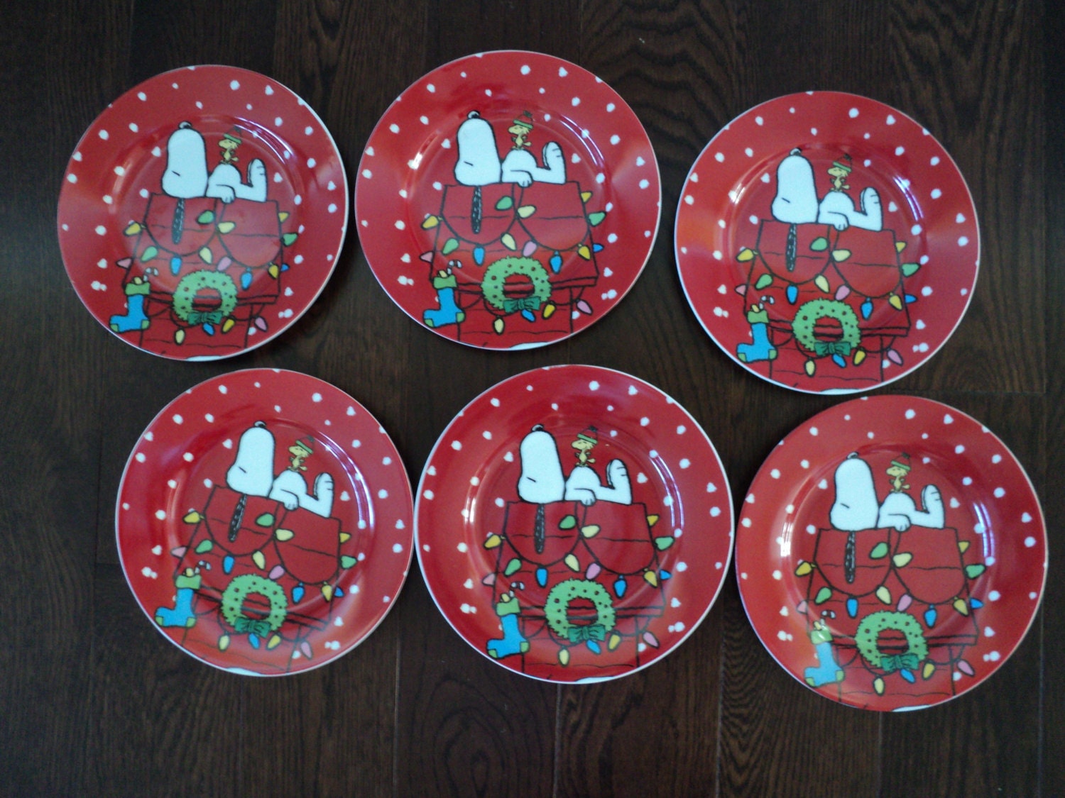 Peanuts Snoopy CHristmas Dinnerware Gibson 6 Salad or Desserts