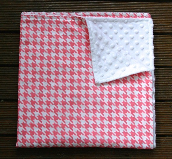 Items similar to 50 OFF Sale Pink Houndstooth baby stroller blanket