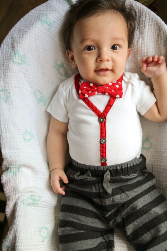 Items similar to Baby Cardigan and Bow Tie Set on Etsy