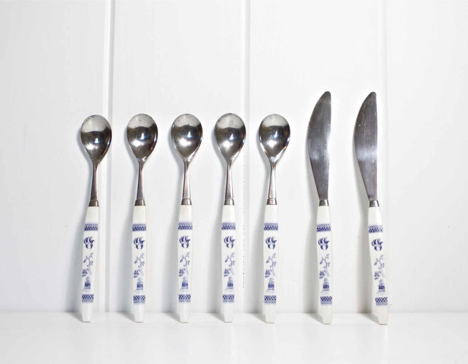 Vintage Stainless Steel Flatware Blue Willow Pattern Japan