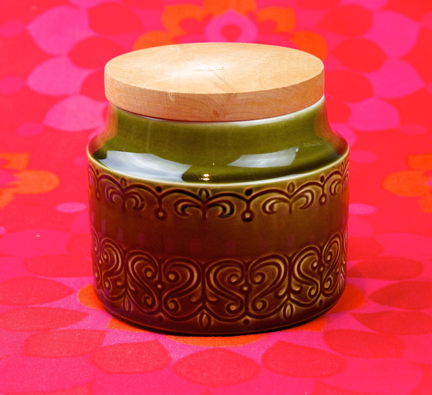 Vintage Celtic storage jar, Irish earthenware, green, 1970s retro, jar