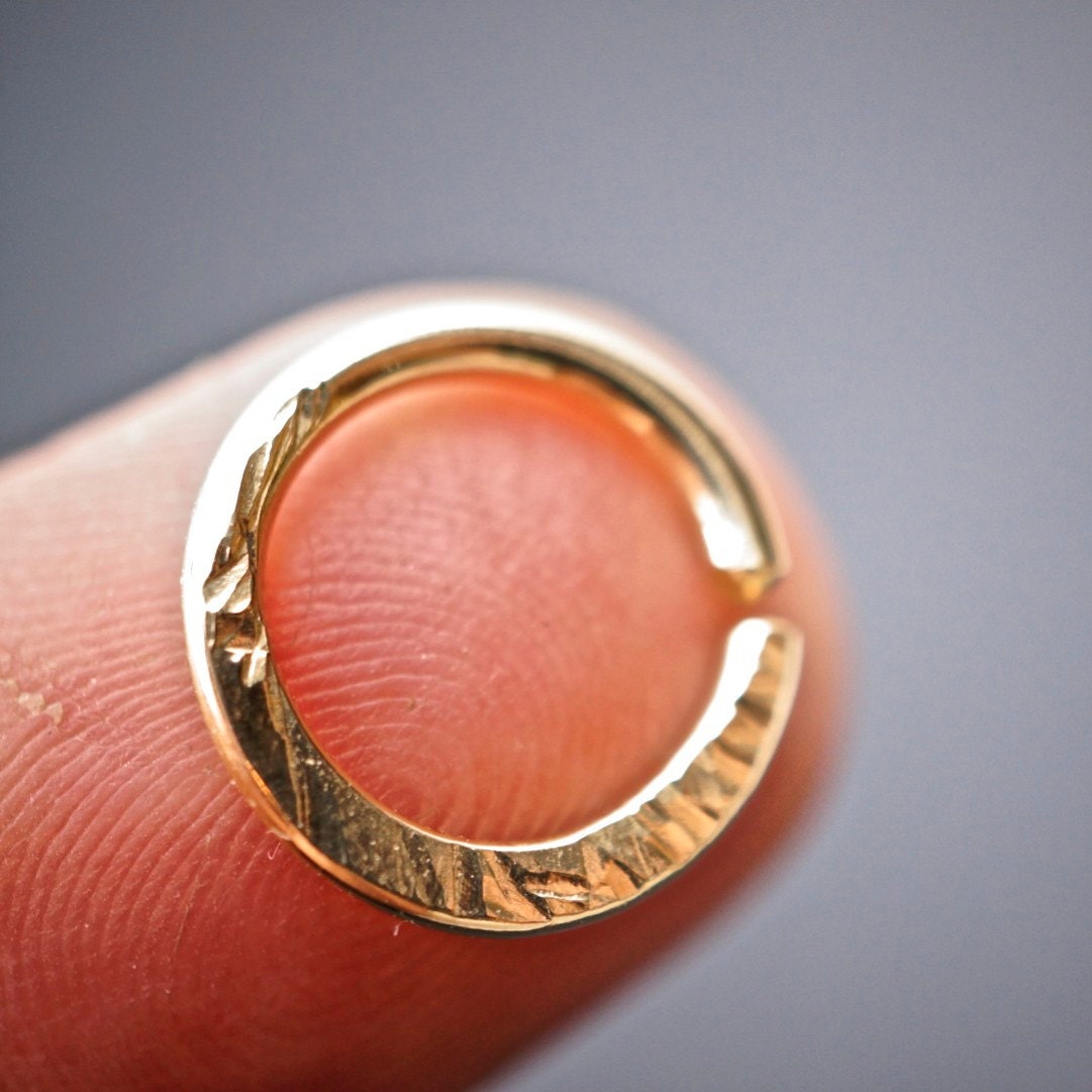 0 gauge nipple piercing