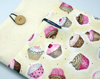 KI iPad Air case 2, iPad cover, iPad sleeve/ Samsung Galaxy Tab 3 10.1with 2 pockets, PADDED - Cupcake
