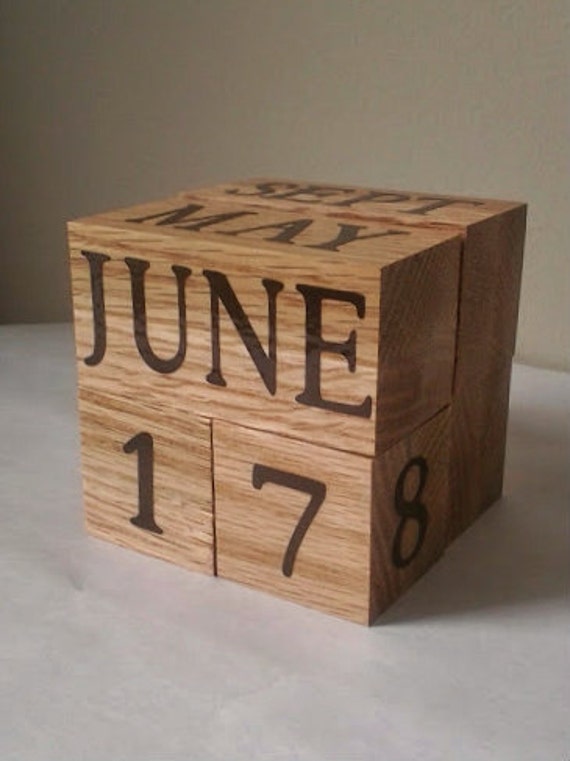 perpetual OAK wooden calendar / unique FATHERS DAY gift