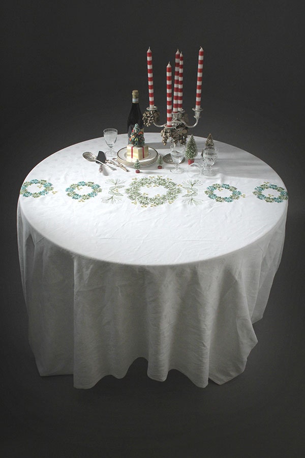 large holidays christmas white damask embroidered tablecloth large holidays christmas white damask embroidered tablecloth