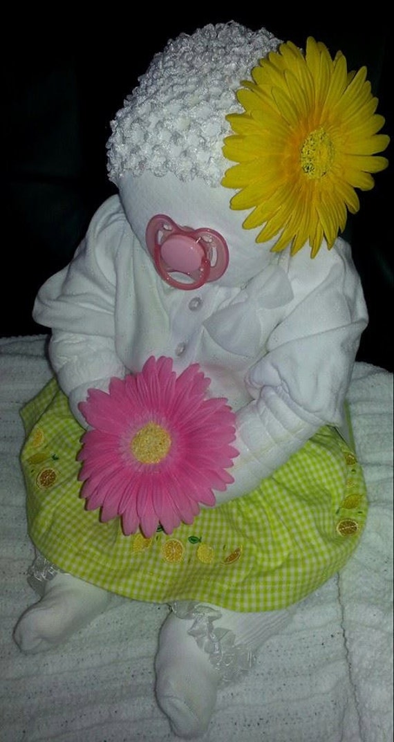 Items similar to Baby Shower diaper cake baby girl with flower on Etsy