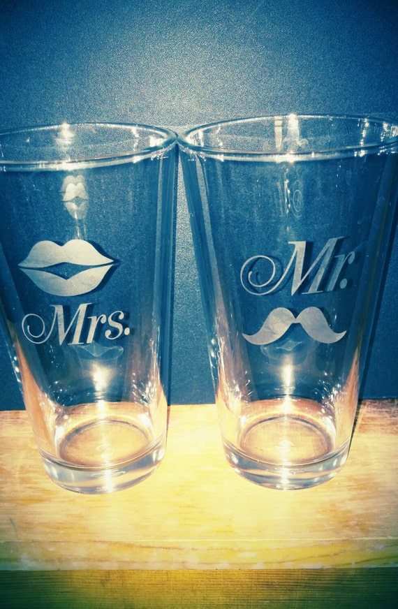 Items Similar To Hand Etched Mr And Mrs Regular Glass Set On Etsy