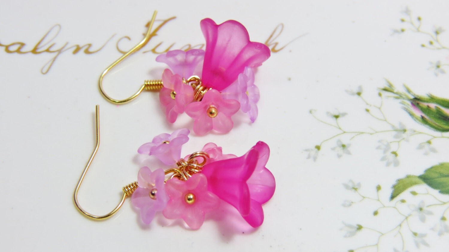 Jewelry Frosted Pink Lily Flower Lucite Earring by LeBuaJewelry