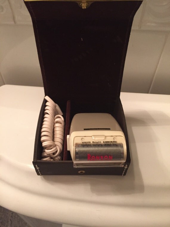 Vintage Ronson 400 Electric Shaver Razor by kitschnclass on Etsy