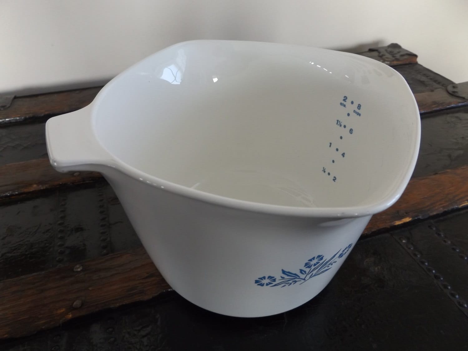 Vintage Large Corning Ware 8 Cup Mixing Bowl / by Dutchiez on Etsy