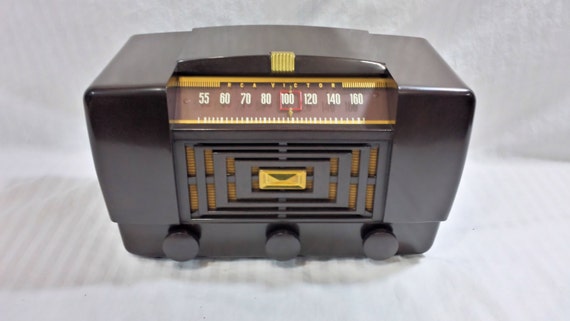 Items similar to RCA 66X11 radio (1947) - Restored and beautiful ...