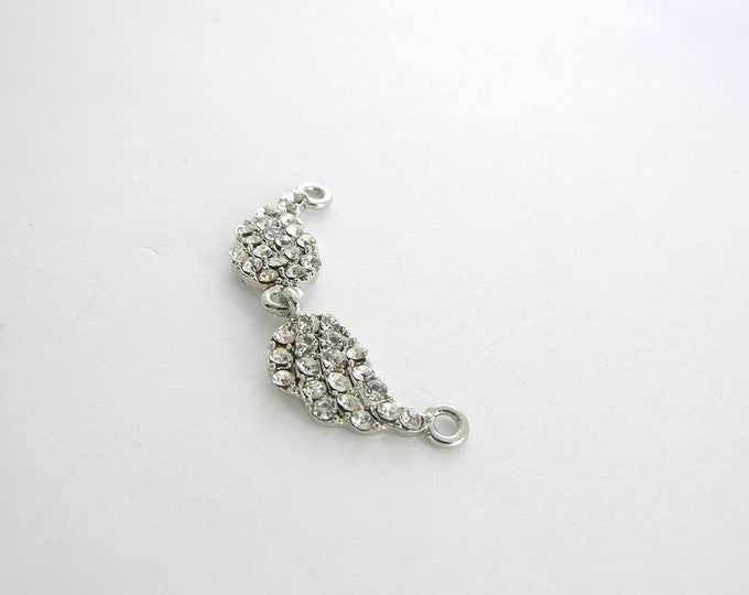 Very Small Rhinestone Encrusted Double Link Wings Pendant Silver-tone