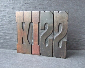 A Great Big KISS - Vintage Letterpress Word