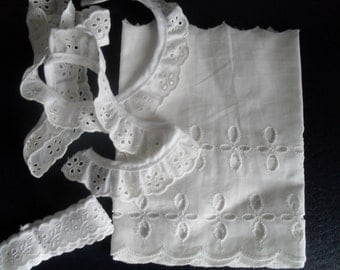 White Eyelet Sweet Laces Eyelets