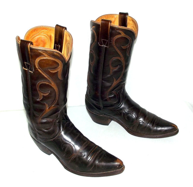 Vintage Brown Wrangler Cowboy Boots mens size 10 B Narrow