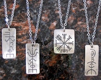 Creativity Viking Rune Necklace - Etched Stainless Steel - Artistic Inspiration, Odhroerir on Chain