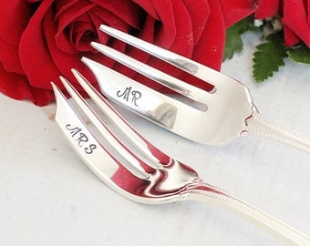 Wedding Cake Forks: Hand Stamped Mr. and Mrs. Forks Wedding Silverware cake topper