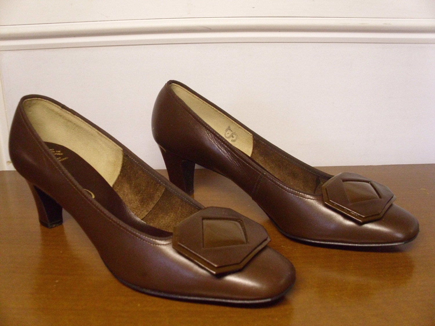 Vintage 1960's Red Cross Shoes Brown Heels Deadstock