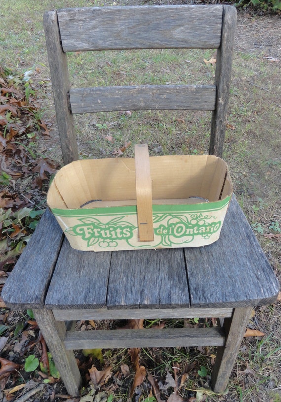 Items similar to Ontario Fruit Basket. Canada 4 Litre Cardboard Basket