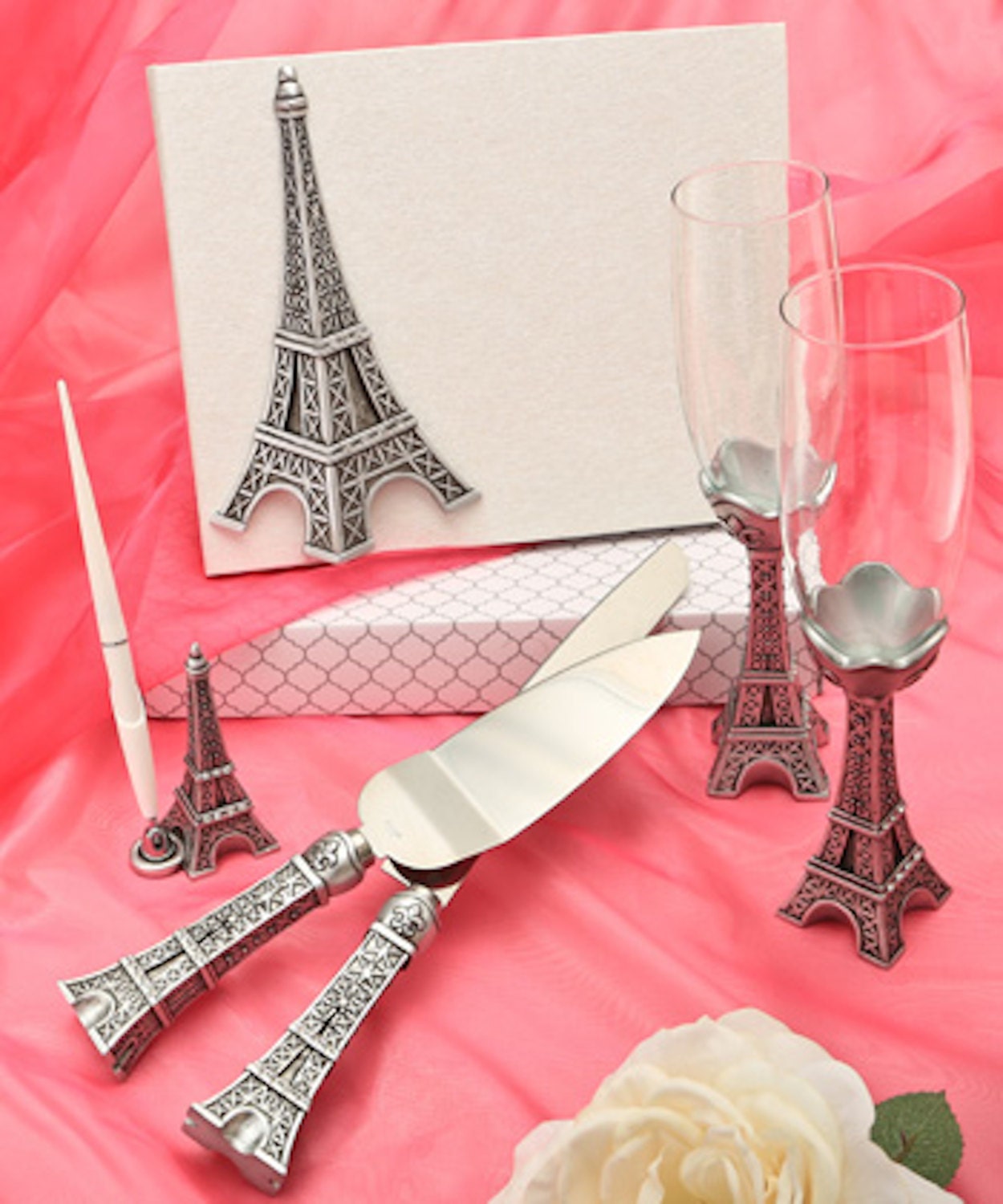 24 Wedding Favors Paris theme Eiffel Tower Parisian