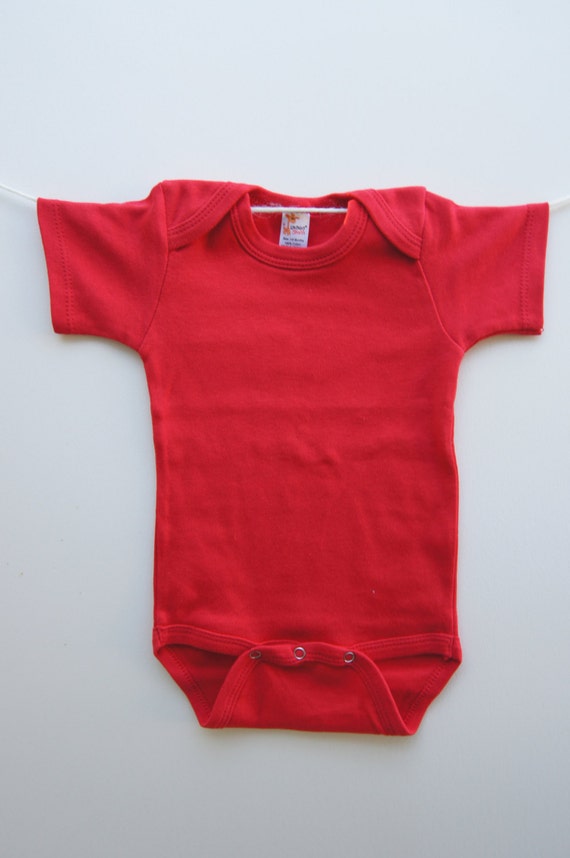 Blank Red Onesie Plain Bodysuit Baby shower game by BabbleAndCo