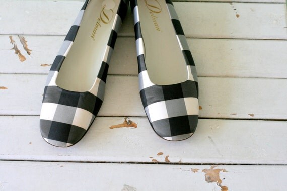 patterned flat shoes