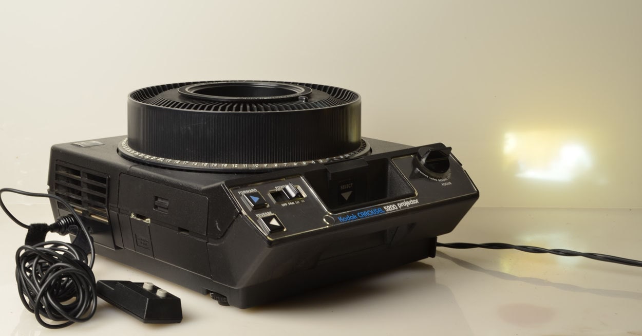 Kodak 5200 Carousel Slide Projector with Lens Builtin