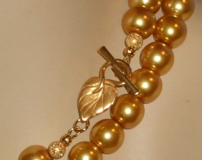 Gold tone Glass pearl necklace 36" Long 12mm