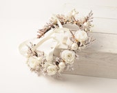White Wedding Flower Crown, Bridal Headband, Pearl Floral Hair Piece, Flower Head Wreath, Halo Headpiece, Winter Wedding Crown, Snow Queen