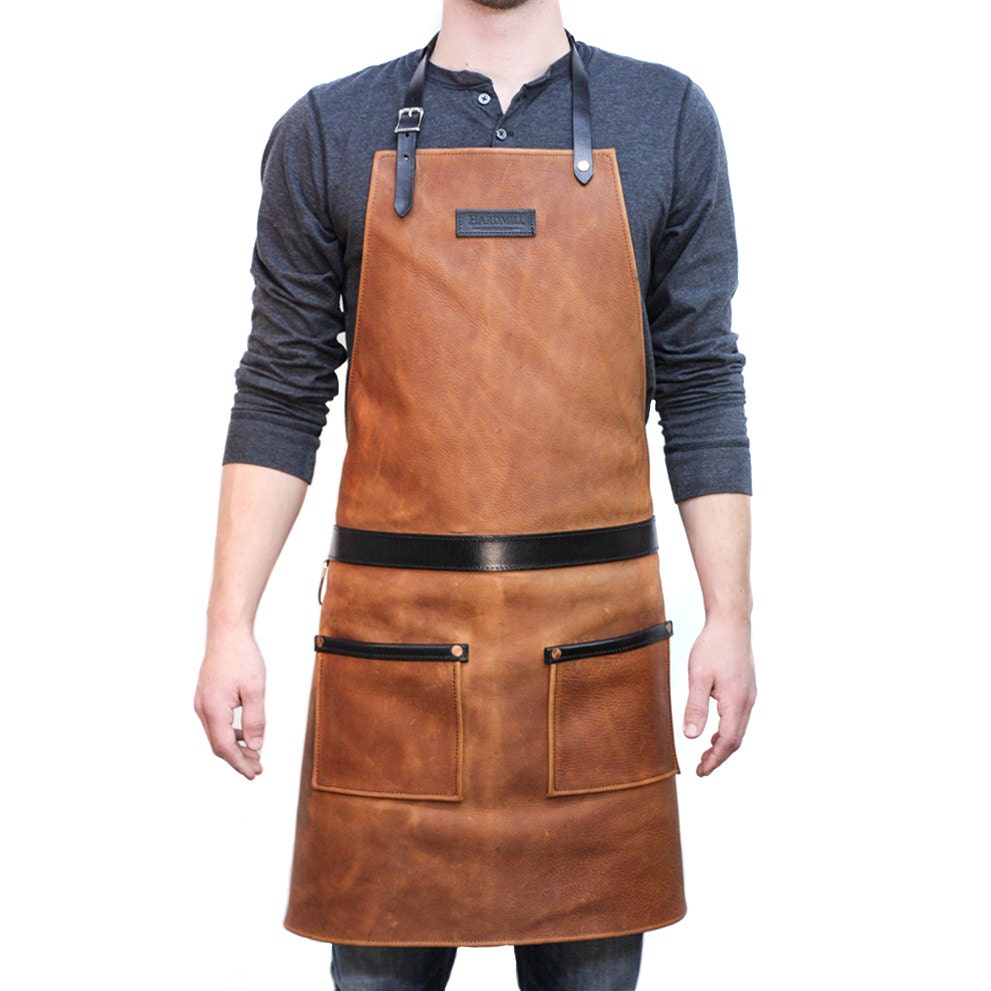 Rugged Apron Leather Cognac