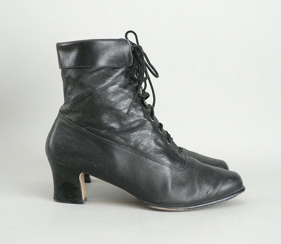 womens boots wide sizes