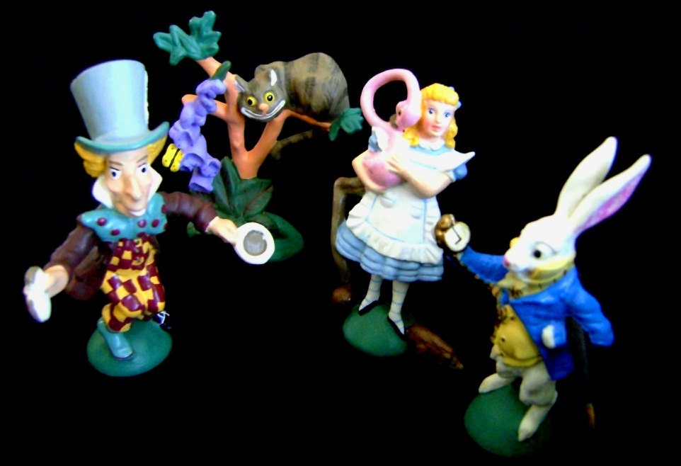 alice in wonderland plastic figures