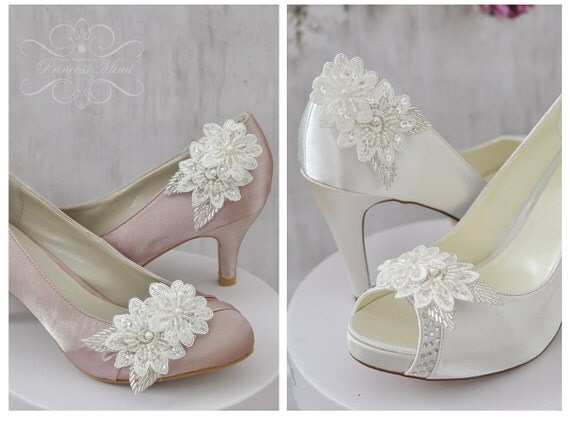 Bridal Lace Shoe Clips Wedding Shoe Clips Set in Ivory