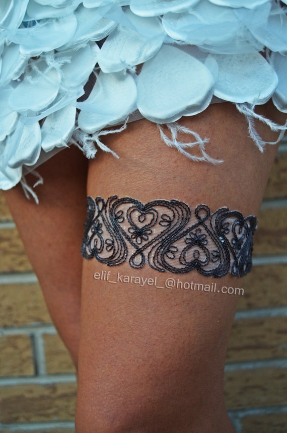 SALE Wedding Garter Wedding black Stretch Lace Garter by newgloves