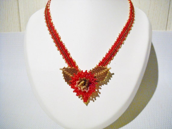  necklace with handmade flower 
