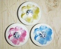 Popular items for flower drawer pulls on Etsy