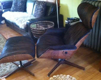 Mid Century Lounge Chair Ottoman Cowhide Leather Plycraft Eames M C M Chair Bentwood Label Mr. Chair Mulhauser Massachusetts Eames