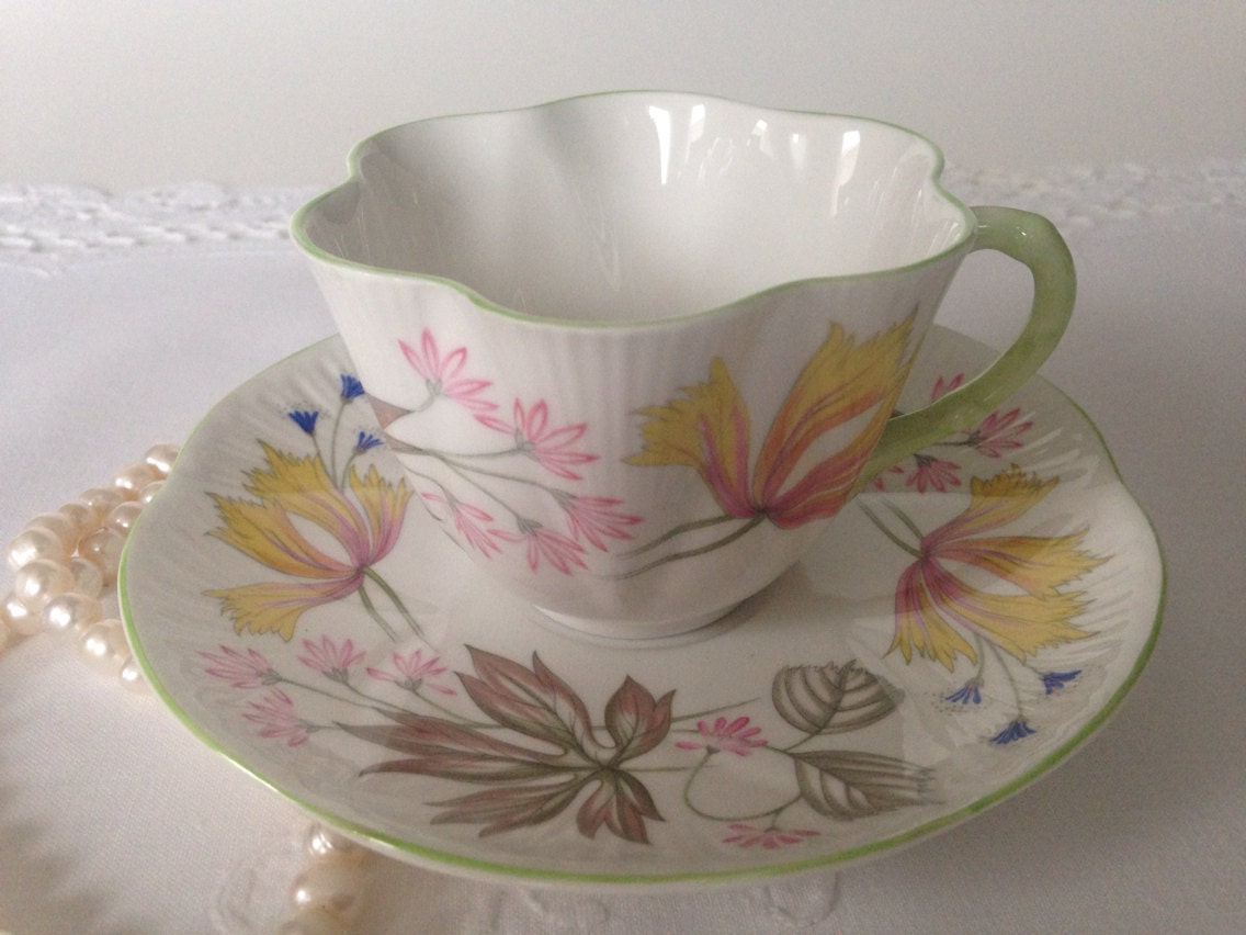 Shelley Dainty Columbine Tea Cup & Saucer Teacup