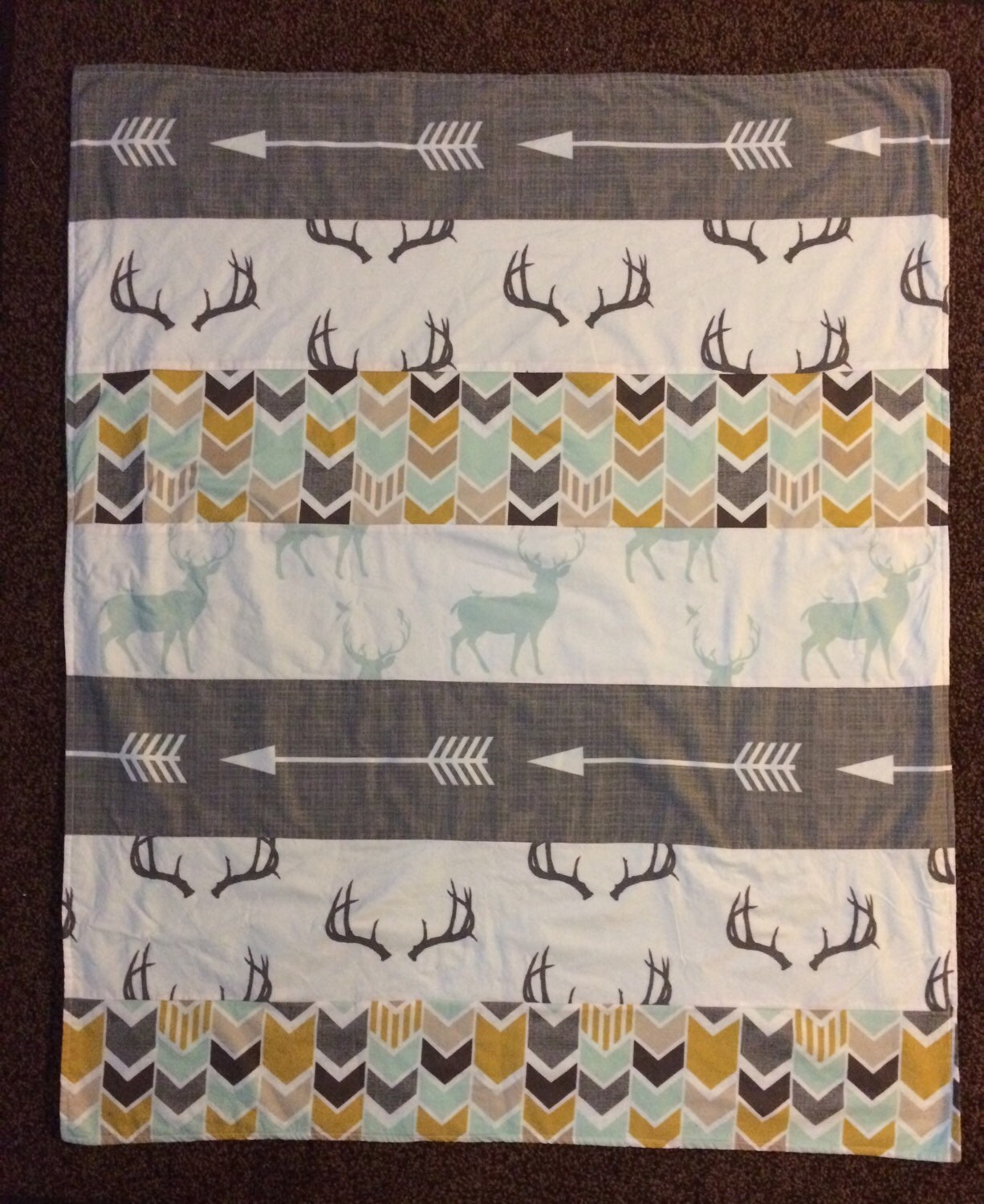 Blanket Mint and Grey Deer and Arrows