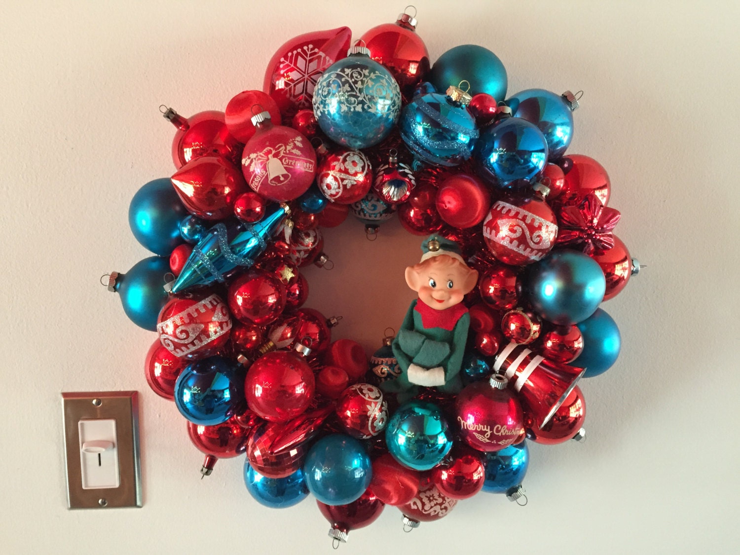 Vintage Christmas Ornament Wreath in Red and Turquoise with Knee Hugger Elf - Shiny Brite