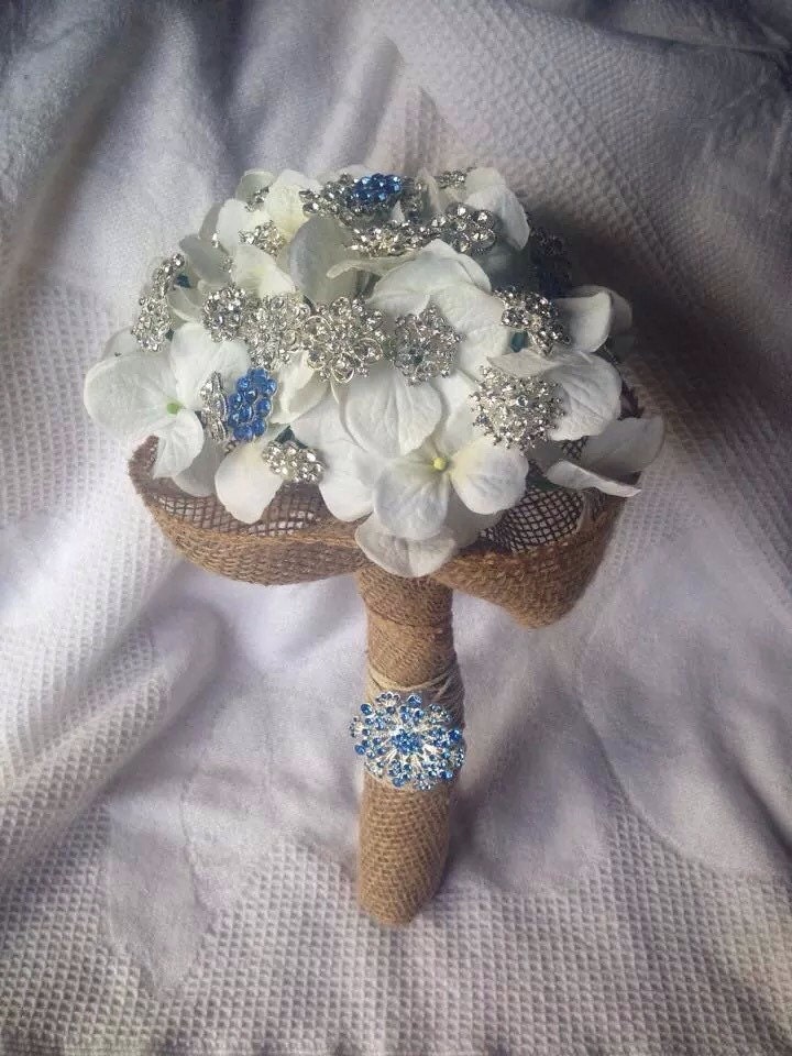 Shabby Chic Brooch Bouquet