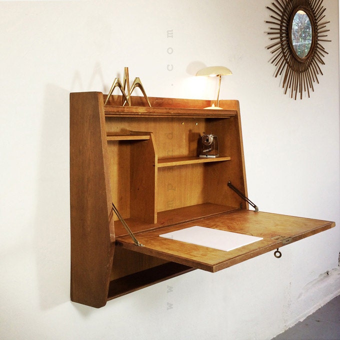 Wall mounted writing desk / secretaire from the 1960’s. – Haute Juice